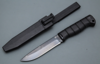 Нож Ястреб из углеродистой стали У8, рукоять чёрный эластрон, клинок оксидирование, чехол пластик (66178)