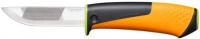 Нож для тяжёлых работ FISKARS 1023619 Heavy Duty сталь 420J2, угол заточки 35°, рукоять SoftGrip, ножны со встроенным точилом