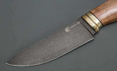 Нож Кайман алмазная сталь ХВ-5, рукоять стабилизированный кап ореха, притин мельхиор (66002)