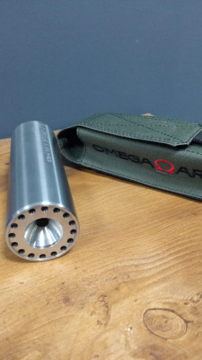 Газоразгруженный закрытый ДТК MG Ultra проточного типа OMEGA-5 для АК-74/АК-105/АК-200 кал.5,45 - нерж., L-160мм, п/п d-45мм, консол. размещ. 24х1,5R усилен.зубчат.трещотка 