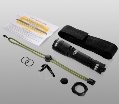 Armytek Dobermann XP-L HI Warm F02003BW