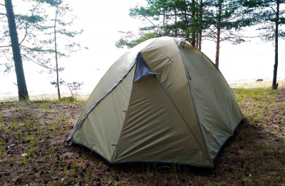 Палатка двухместная Indiana Lagos-2 (230х220х110 см, 2 тамбура, 2 входа, антимоскит.)