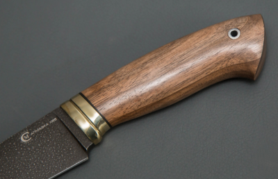 Нож Кайман алмазная сталь ХВ-5, рукоять стабилизированный кап ореха, притин мельхиор (66002)