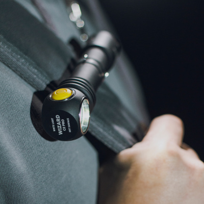 Фонарь налобный Armytek Wizard C2 Pro Magnet USB XHP50.2 White - Белый свет 2500лм, 1х18650 F08701C