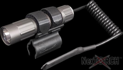 Крепление Nextorch RM-84 для подствольного фонаря (серия фонарей Т6,Т6А) клипса с 2-мя лентами-липучками