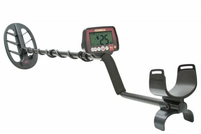 Металлоискатель Fisher F44 катушка 4''DD', 5 режимов, 7,69 кГц, 2хАА, обнаружение монеты до 27 см