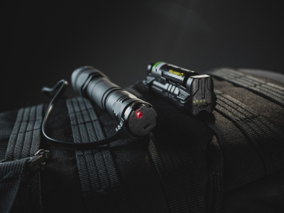 Магнитное зарядное устройство Armytek Handy Magnetic Charger AMC-03 для тактических фонарей с функцией Magnet USB
