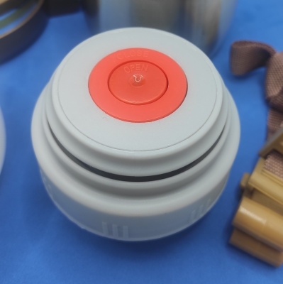 Термос LEINUO 0,85 литра, через 24 часа температура 38°C (№0227-1)