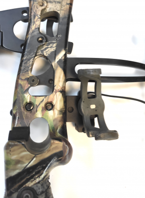 Лук блочный Bear Venue RH Realtree RTH с прицелом TR Hitman 5 и полочкой TR Revolution2 в чехле PSE