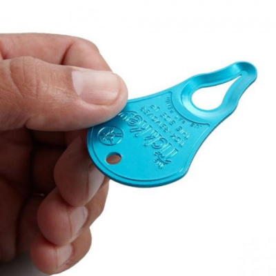 Клещедёр Tick Key (инструмент для удаления клещей)