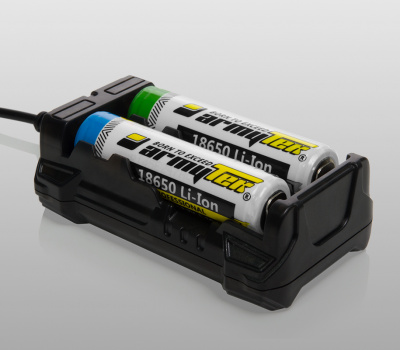 Зарядное устройство для аккумуляторов Armytek Handy C2 Pro - 2 канала, powerbank 2.5A, microUSB, выход 1,2A