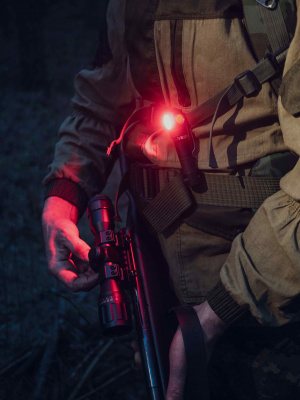 Фонарь налобный Armytek Wizard C2 WR Magnet USB Белый и красный свет/1100 лм/ до 98 м (F06901C)