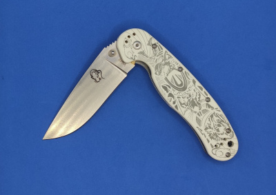 Нож складной Steel Claw "Rat01-2" сталь VG10, рукоять G10  принт на белом, замок Liner Lock
