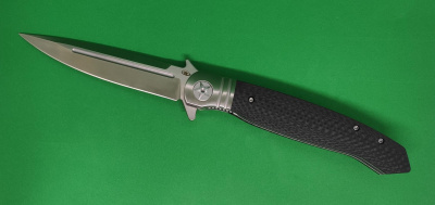 Нож складной REPTILIAN "НКВД-03-2" сталь D2, рукоять Carbon Fiber, долы, флиппер, упор, Satin/Stonewash